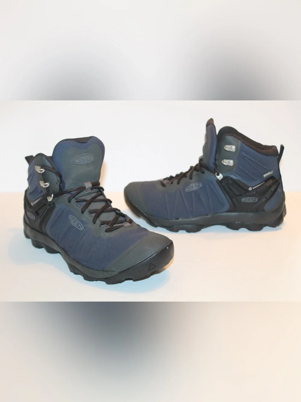Keen Venture Mid Waterproof Hiking Boots Size Mens 8